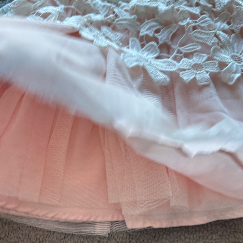 Girls' Ivory Lace Bodice with Blush Pink Tulle Skirt Formal Dress - Picture 5 of 7
